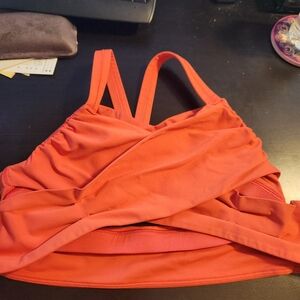 Lululemon coral cross over bra Size 10